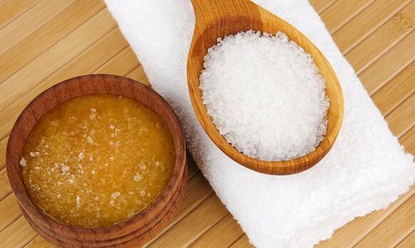Honey and food salt treat knee joints