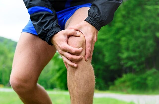 Knee pain symptoms of arthropathy
